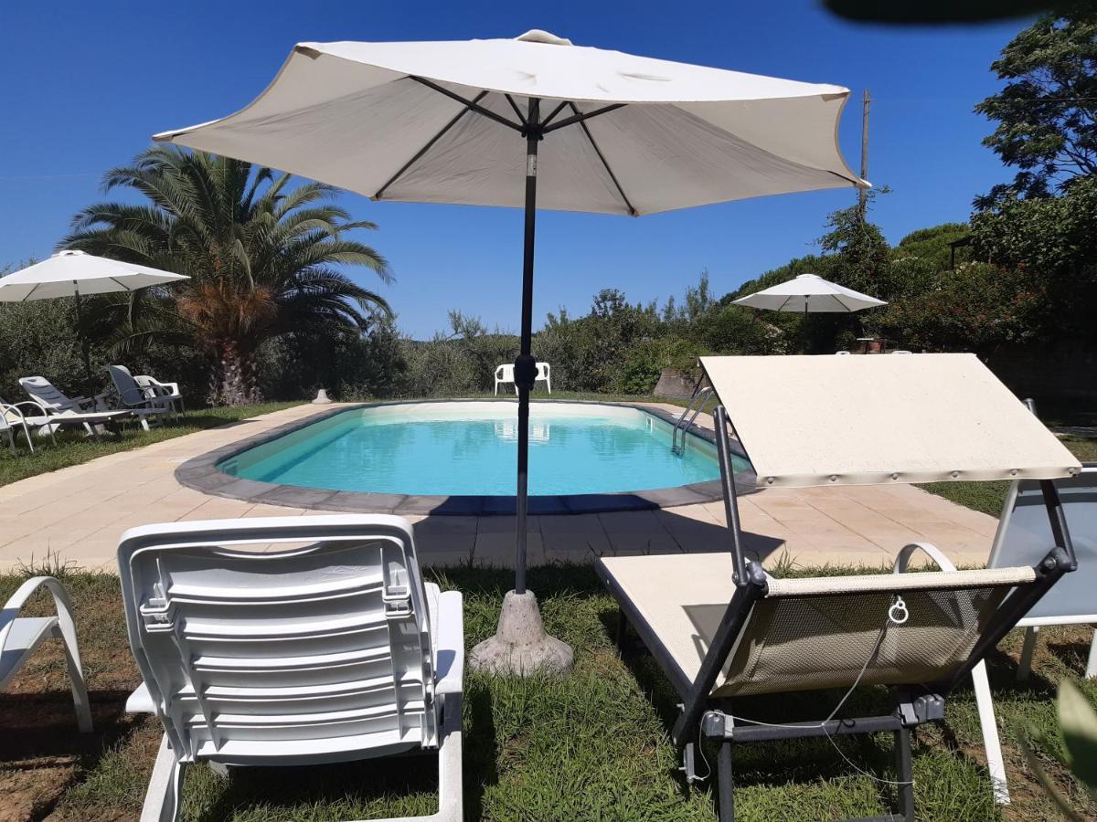 Agriturismo Poggio Al Tesoro Crespina Екстер'єр фото