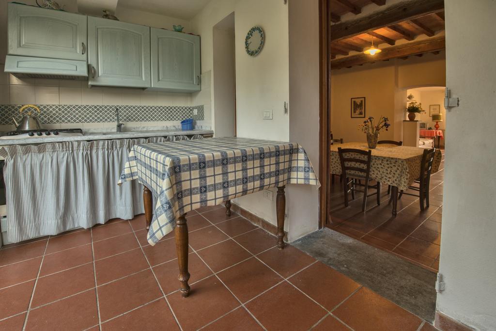 Agriturismo Poggio Al Tesoro Crespina Екстер'єр фото