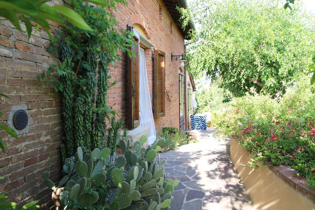 Agriturismo Poggio Al Tesoro Crespina Екстер'єр фото