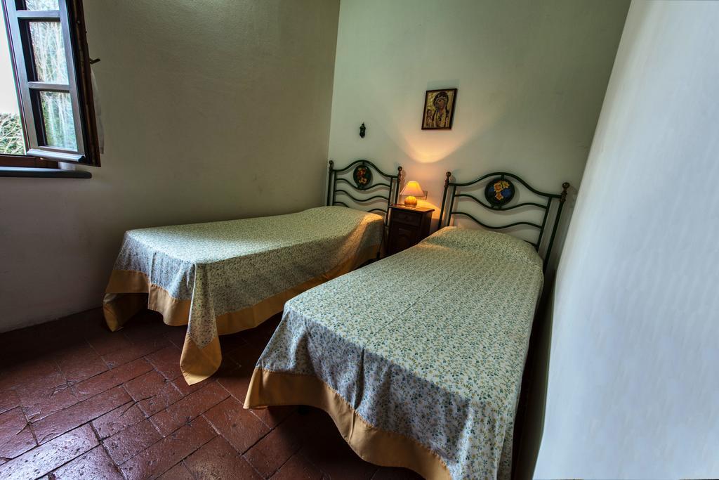 Agriturismo Poggio Al Tesoro Crespina Екстер'єр фото